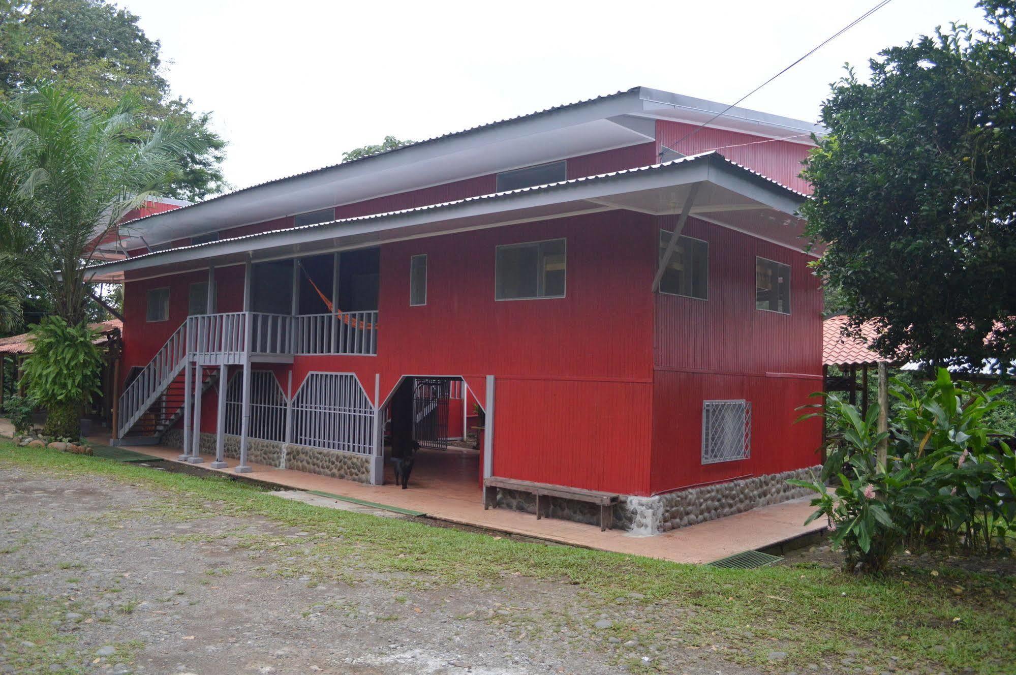 Islas Del Rio Hostel Tirimbina Exterior photo