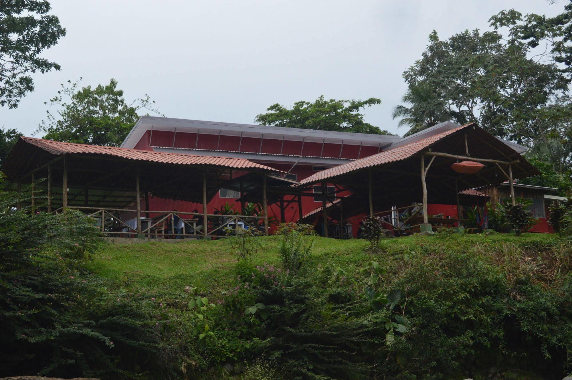 Islas Del Rio Hostel Tirimbina Exterior photo